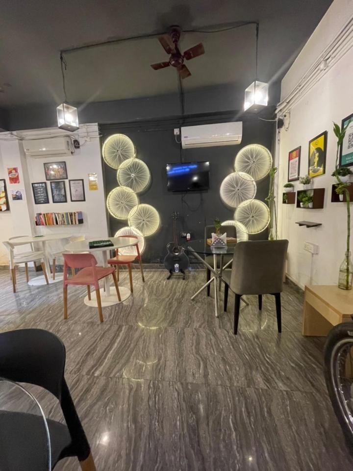 Hotel Ur Allāhābād Junction المظهر الخارجي الصورة